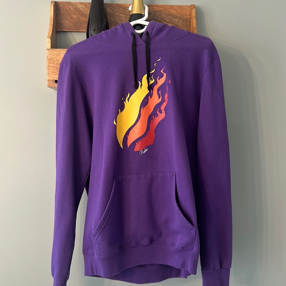 Men’s size large Preston plays/YouTuber purple sweatshirt